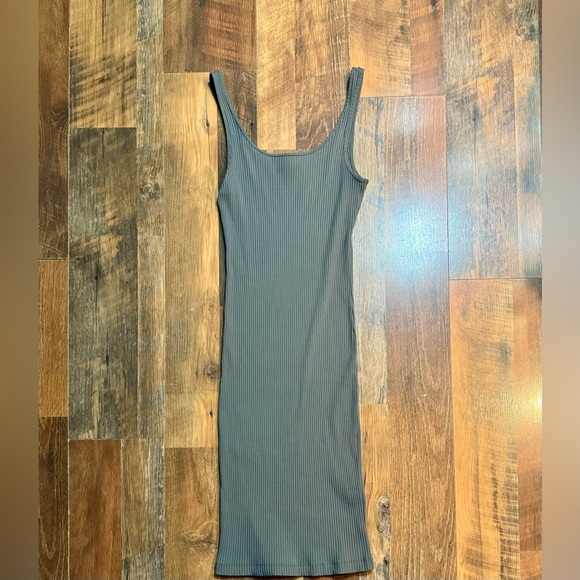 Aritzia Wilfred Free Murdock Ribbed Dress XS Olive Gray NWOT - Picture 2 of 5